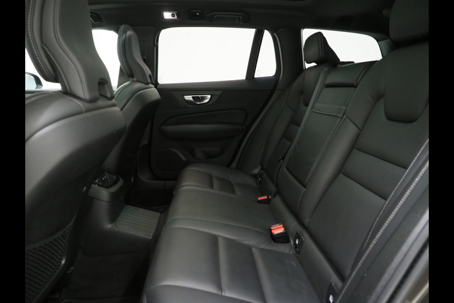 Volvo V60 2.0 T6 Recharge AWD R-Design | Panoramadak | Harman/Kardon | HUD | Pilot Assist | 360 | Keyless | Leder | Carplay
