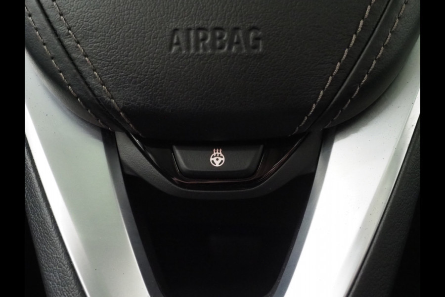 BMW 5 Serie Touring 530e Executive Luxury | Panoramadak | Leder | Camera | Keyless | Sfeerlicht | Virtual | DAB | Carplay