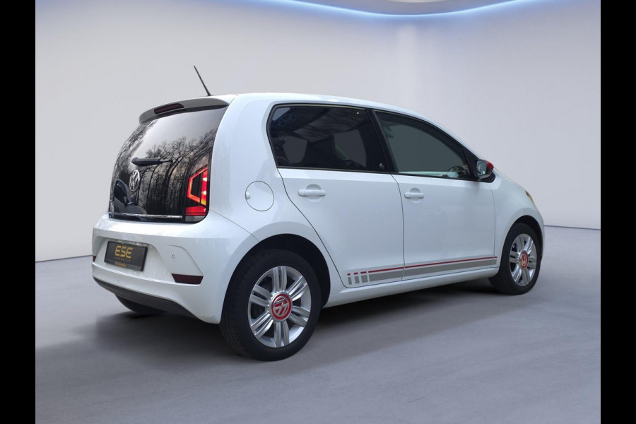 Volkswagen up! 1.0 BMT up! beats | Stoelverwarming | Parkeersensoren | Airco