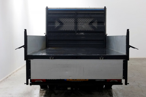 Iveco Daily 35C18 3.0 180pk HiMatic Automaat 3-Zijdige Kipper Trekhaak 3500kg 05-2023