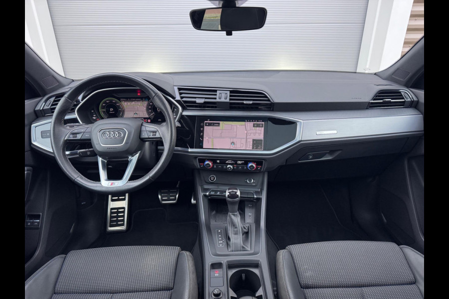 Audi Q3 Sportback 45 TFSI e S Edition Pano/360/Keyless/AppleCar