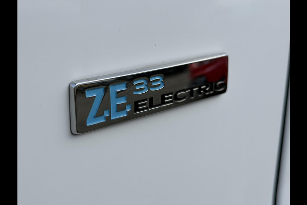 Renault Kangoo Z.E. Dealeronderhouden SOH 92% Airco Cruise control Navigatie Radio/CD Parkeersensoren achter Schuifdeur rechts