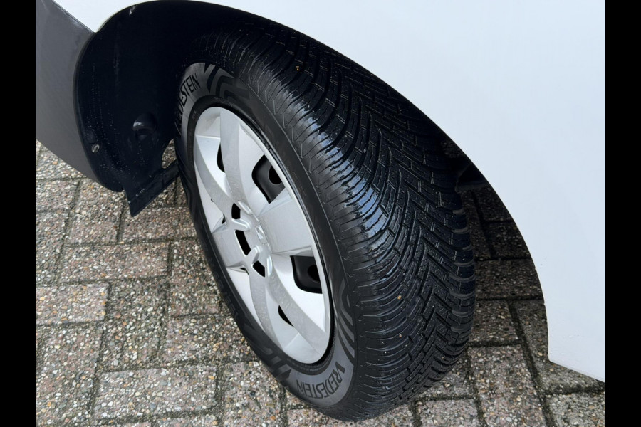 Renault Kangoo Z.E. Dealeronderhouden SOH 92% Airco Cruise control Navigatie Radio/CD Parkeersensoren achter Schuifdeur rechts