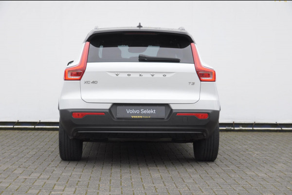 Volvo XC40 T3 163PK Automaat R-Design Adaptieve cruise control / Leder met alcantara bekleding / Parkeersensoren met camera / Trekhaak / stoel - en stuurverwarming / Apple carplay