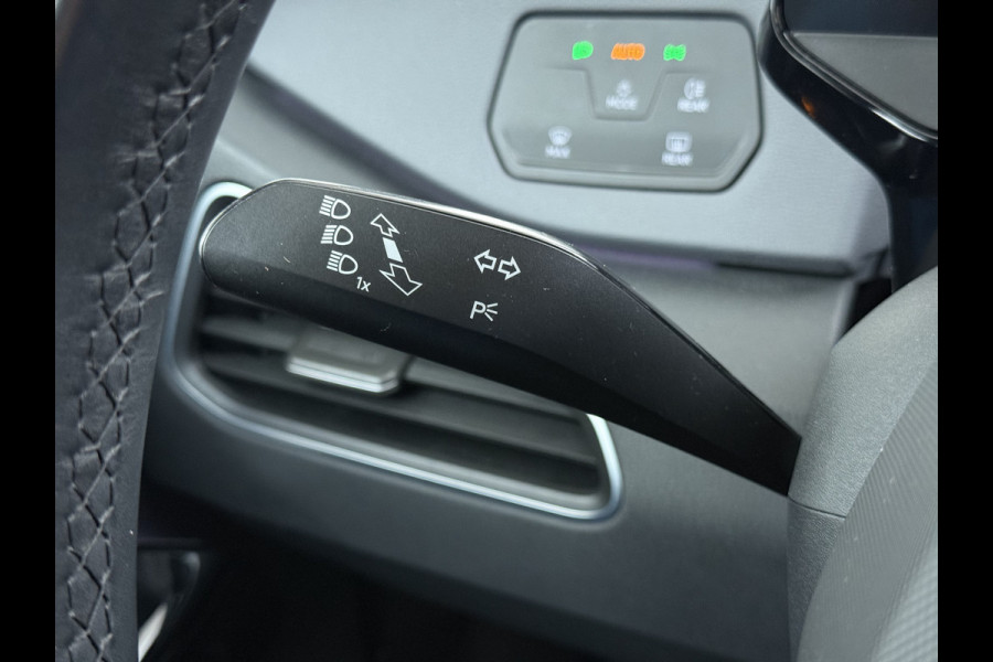 Volkswagen ID.3 204pk Life 58kWh SOH 94% Apple Carplay Auto Adaptive-Cruise Navi-Pro PDC-a+v Ecc Mirrorlink DAB Keyless Led Stoel+Stuur+Sproeier-verwarming 1e Eigenaar Origineel Nederlandse Auto