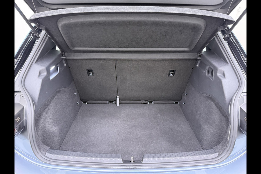 Volkswagen ID.3 204pk Life 58kWh SOH 94% Apple Carplay Auto Adaptive-Cruise Navi-Pro PDC-a+v Ecc Mirrorlink DAB Keyless Led Stoel+Stuur+Sproeier-verwarming 1e Eigenaar Origineel Nederlandse Auto