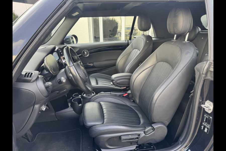 MINI Cabrio 1.5 Cooper MINI Yours NAVIGATIE Camera Climaat Control Neem contact op en we maken een afspraak!