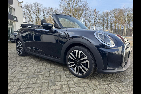 MINI Cabrio 1.5 Cooper MINI Yours NAVIGATIE Camera Climaat Control Neem contact op en we maken een afspraak!