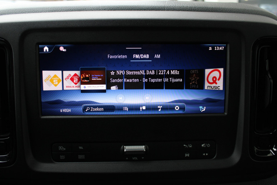 Mercedes-Benz Vito 119 CDI / Aut / Lang / DC / 2x Schuifdeur / Leer / Led / Camera / Vol Opties / NIEUWSTAAT