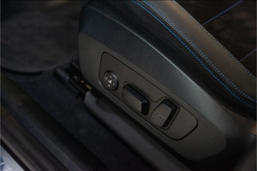 BMW X1 xDrive30e M-Sport 326PK | Pano | Harman/Kardon | HUD | Sfeer | Keyless | Massage VOL! 12 MND Garantie