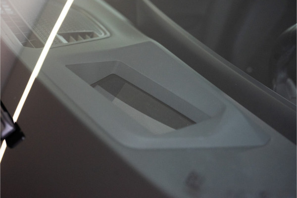 BMW X1 xDrive30e M-Sport 326PK | Pano | Harman/Kardon | HUD | Sfeer | Keyless | Massage VOL! 12 MND Garantie