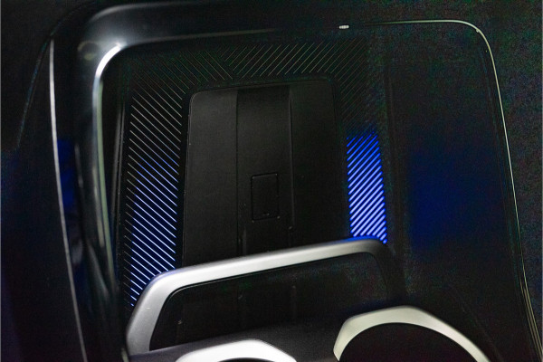 BMW X1 xDrive30e M-Sport 326PK | Pano | Harman/Kardon | HUD | Sfeer | Keyless | Massage VOL! 12 MND Garantie