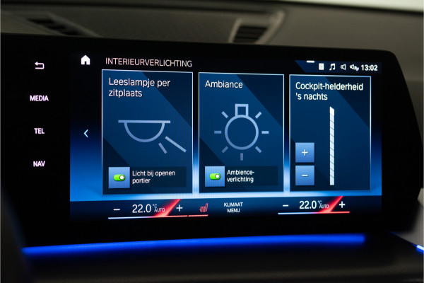 BMW X1 xDrive30e M-Sport 326PK | Pano | Harman/Kardon | HUD | Sfeer | Keyless | Massage VOL! 12 MND Garantie