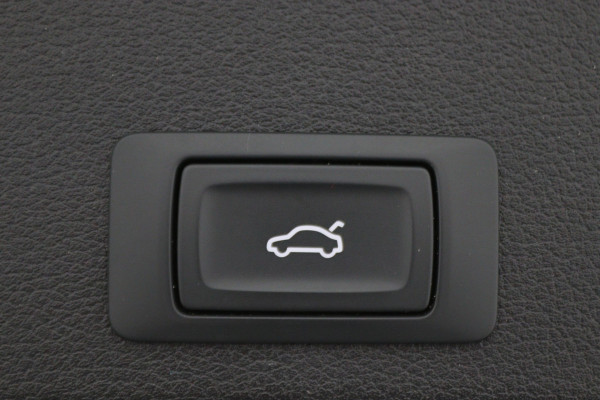 Audi A4 Avant 35 TFSI Sport S line edition 2x S-Line, LED, Navigatie, Climate, PDC, 18"