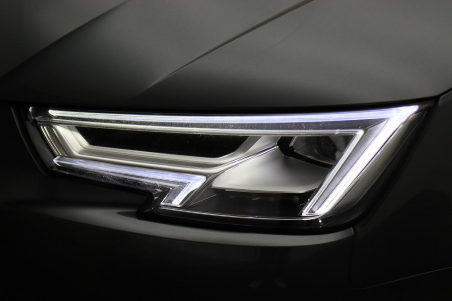 Audi A4 Avant 35 TFSI Sport S line edition 2x S-Line, LED, Navigatie, Climate, PDC, 18"