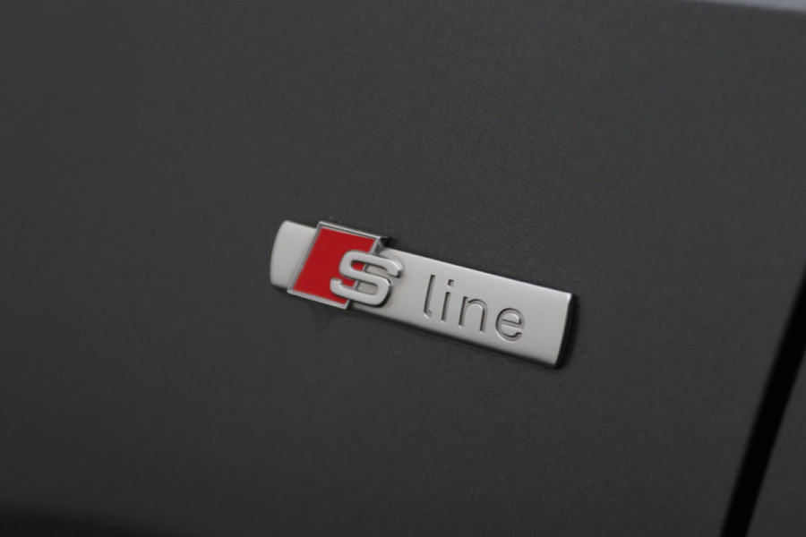 Audi A4 Avant 35 TFSI Sport S line edition 2x S-Line, LED, Navigatie, Climate, PDC, 18"