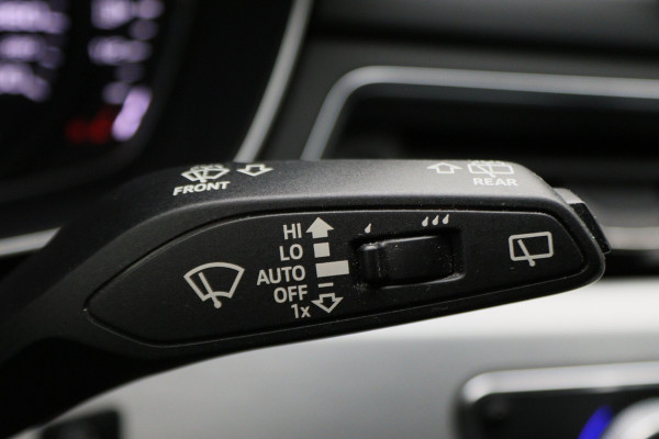 Audi A4 Avant 35 TFSI Sport S line edition 2x S-Line, LED, Navigatie, Climate, PDC, 18"