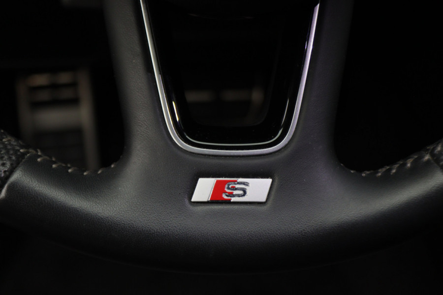 Audi A4 Avant 35 TFSI Sport S line edition 2x S-Line, LED, Navigatie, Climate, PDC, 18"