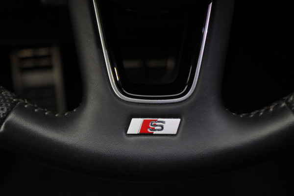 Audi A4 Avant 35 TFSI Sport S line edition 2x S-Line, LED, Navigatie, Climate, PDC, 18"