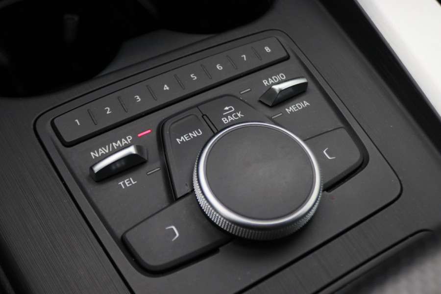 Audi A4 Avant 35 TFSI Sport S line edition 2x S-Line, LED, Navigatie, Climate, PDC, 18"