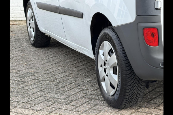 Renault Kangoo Z.E.Dealeronderhouden SOH 90% Airco Cruise control Navigatie Radio/CD Parkeersensoren achter Schuifdeur rechts