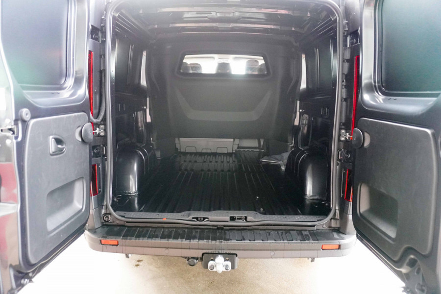 Renault Trafic 2.0 Blue dCi 130PK T29 L2H1 Advance Dubbelcabine Blackout pakket nr.V129 | Airco | Cruise | Camera |Trekhaak | Apple CP- Android auto | 20"LM velgen