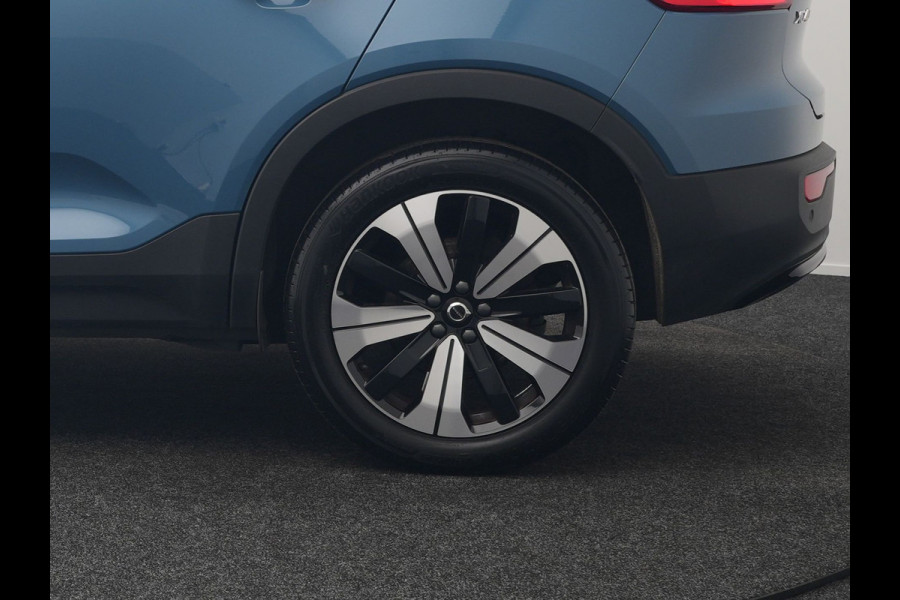 Volvo XC40 T5 Ultimate Dark Plug In Hybrid 263pk Dealer O.H. PHEV | Panodak | Adaptive Cruise | 360 Camera | Harman / Kardon | Alcantara Sportstoelen Memory & Verwarmd | Stuur Verwarmd | Apple Carplay | Keyless | Virtual | Navigatie | DAB |