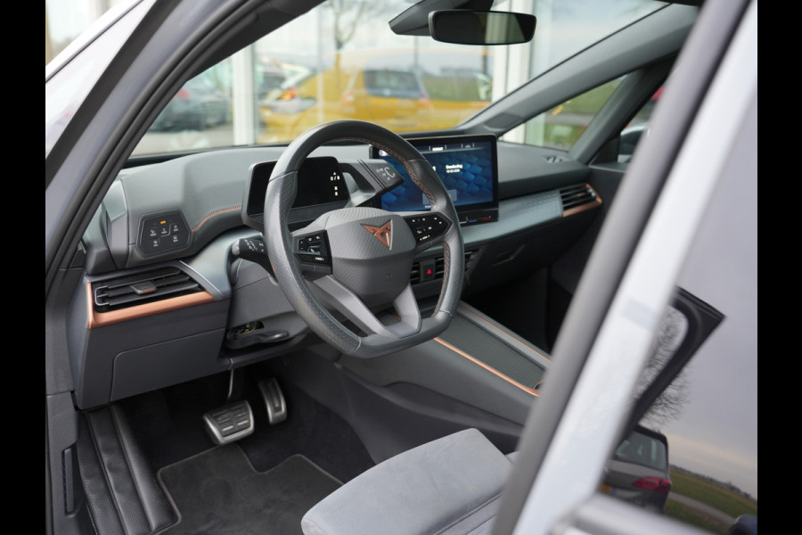 CUPRA Born Performance One 62 kWh SOH 93% | Apple Carplay/Android Auto | Stoel&stuur verwarmd |