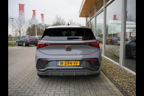 CUPRA Born Performance One 62 kWh SOH 93% | Apple Carplay/Android Auto | Stoel&stuur verwarmd |