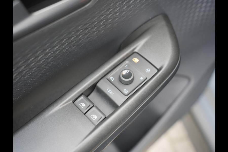 CUPRA Born Performance One 62 kWh SOH 93% | Apple Carplay/Android Auto | Stoel&stuur verwarmd |