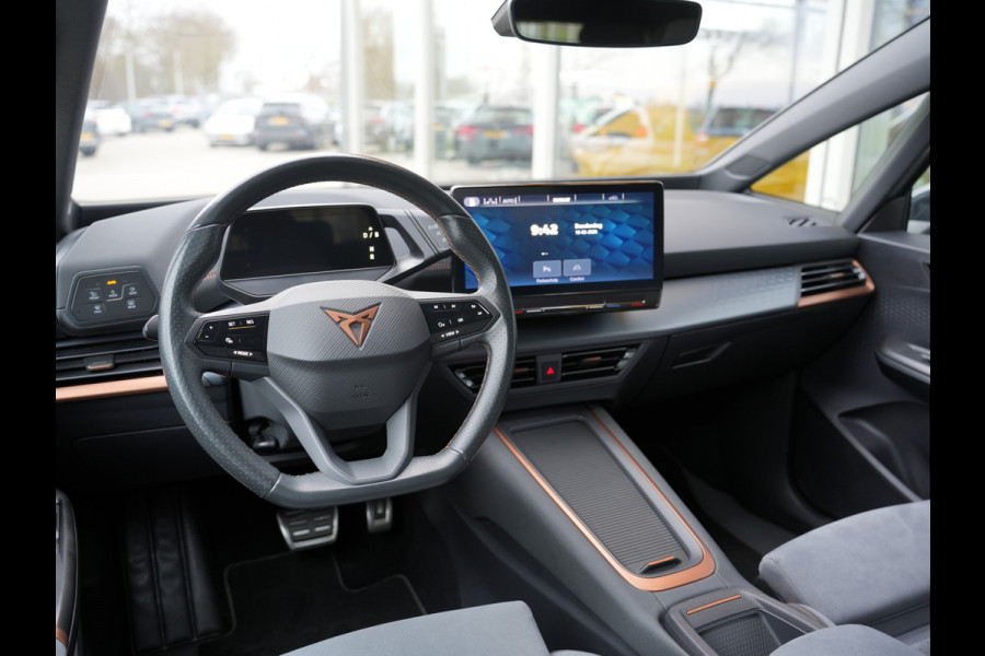 CUPRA Born Performance One 62 kWh SOH 93% | Apple Carplay/Android Auto | Stoel&stuur verwarmd |