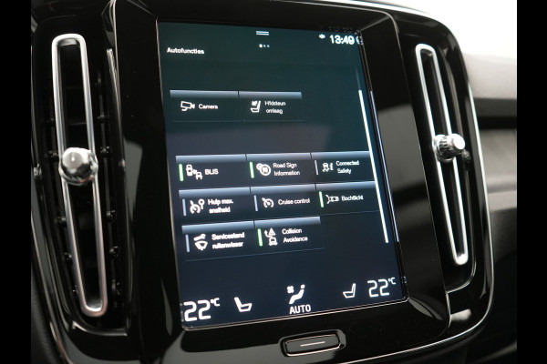 Volvo XC40 T5 Ultimate Dark Plug In Hybrid 263pk Dealer O.H. PHEV | Panodak | Adaptive Cruise | 360 Camera | Harman / Kardon | Alcantara Sportstoelen Memory & Verwarmd | Stuur Verwarmd | Apple Carplay | Keyless | Virtual | Navigatie | DAB |