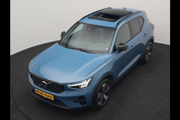 Volvo XC40 T5 Ultimate Dark Plug In Hybrid 263pk Dealer O.H. PHEV | Panodak | Adaptive Cruise | 360 Camera | Harman / Kardon | Alcantara Sportstoelen Memory & Verwarmd | Stuur Verwarmd | Apple Carplay | Keyless | Virtual | Navigatie | DAB |