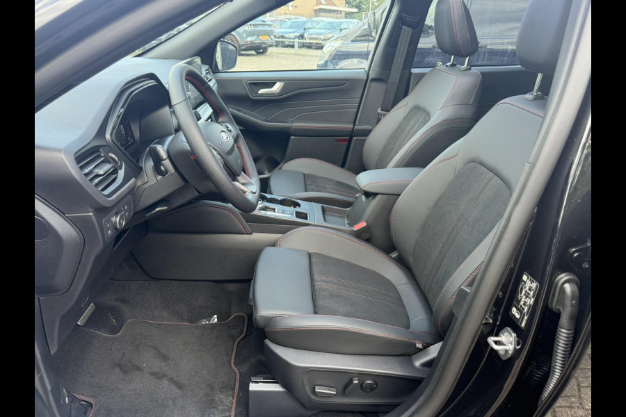 Ford Kuga 2.5 PHEV ST-Line X 243pk | Driver Assistance Pack | Black Package | Panoramadak | Winterpack | Adaptieve Matrix LED koplampen met Coast to Coast | Wegklapbare Trekhaak | AGR Stoelen