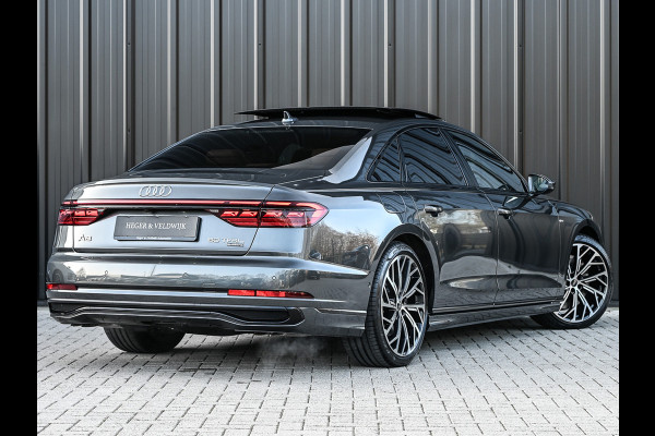 Audi A8 60 TFSI e quattro 463PK S-Line B&O Advanced | Head-Up Display | Achteras besturing | Panorama dak | Trekhaak | Soft-Close | Alcantara hemel bekleding | Carbon inleg | 360 Camera | Standkachel | Adaptive Cruise Control