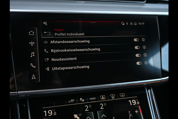 Audi A8 60 TFSI e quattro 463PK S-Line B&O Advanced | Head-Up Display | Achteras besturing | Panorama dak | Trekhaak | Soft-Close | Alcantara hemel bekleding | Carbon inleg | 360 Camera | Standkachel | Adaptive Cruise Control