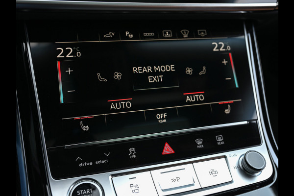 Audi A8 60 TFSI e quattro 463PK S-Line B&O Advanced | Head-Up Display | Achteras besturing | Panorama dak | Trekhaak | Soft-Close | Alcantara hemel bekleding | Carbon inleg | 360 Camera | Standkachel | Adaptive Cruise Control