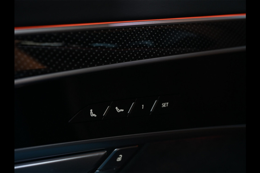Audi A8 60 TFSI e quattro 463PK S-Line B&O Advanced | Head-Up Display | Achteras besturing | Panorama dak | Trekhaak | Soft-Close | Alcantara hemel bekleding | Carbon inleg | 360 Camera | Standkachel | Adaptive Cruise Control
