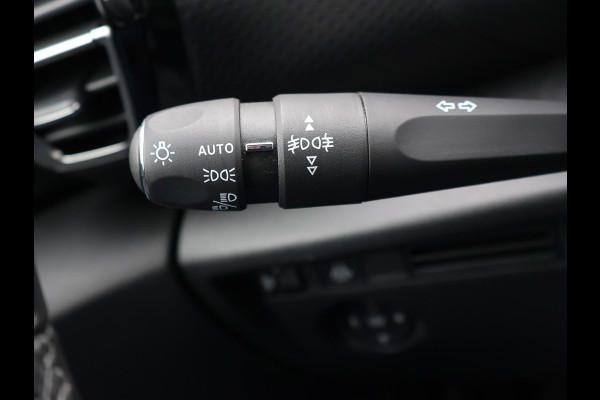 Citroën C4 1.2 SHINE AUT. *NIEUWE DBRIEM* + ADAPTIVE CRUISE | HEAD-UP | CAMERA | DAB | 18 INCH | CARPLAY