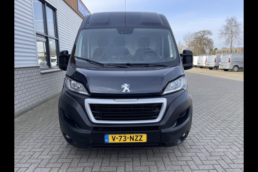 Peugeot Boxer 335 2.2 BlueHDi 165pk L2H2 Premium / vaste prijs rijklaar € 16.950 ex btw / lease vanaf € 285 / airco / cruise / navigatie / euro 6 / bpm vrij / trekhaak 2500 kg !
