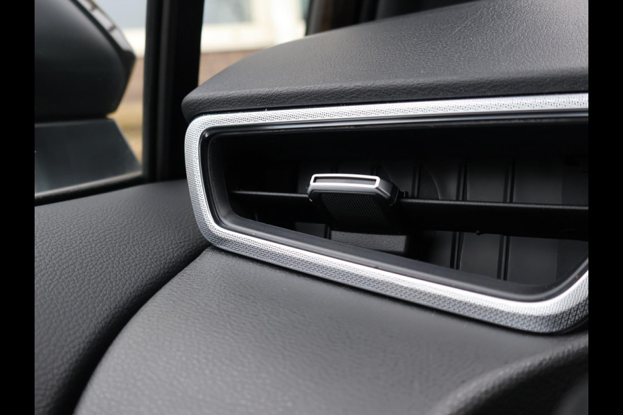 Toyota Corolla Touring Sports 1.8 HYBRID DYNAMIC + ADAPTIVE CRUISE | STOELVERW. | CAMERA | LED