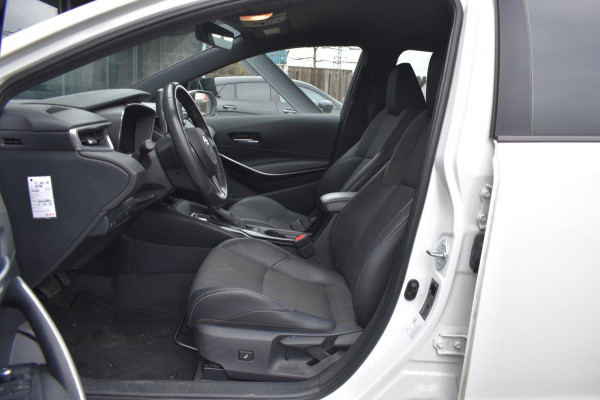 Toyota Corolla 1.8 Hybrid Dynamic | CAMERA | APPLE CARPLAY | ANDROID AUTO | NAP | STOELVERWARMING
