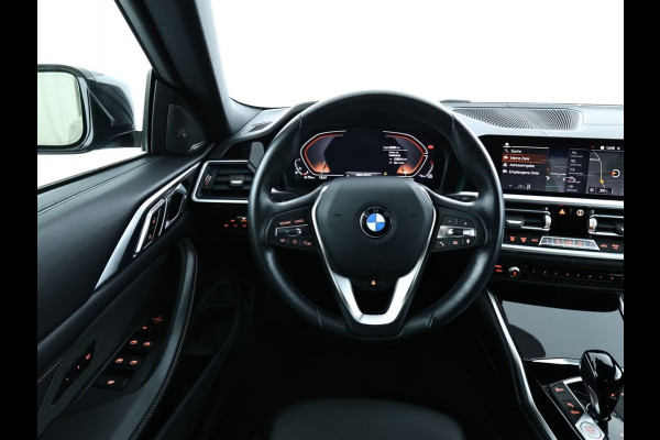 BMW 4 Serie Cabrio 430iA ** LED, NAVI+, HuD, BMW IND. LEDER, STOELVENT, NEKVERW, 18-inch LMV ** 1e EIG - Slechts 23.230km. ** ** INFORMEER OOK NAAR ONZE AANTREKKELIJKE FINANCIAL-LEASE TARIEVEN **