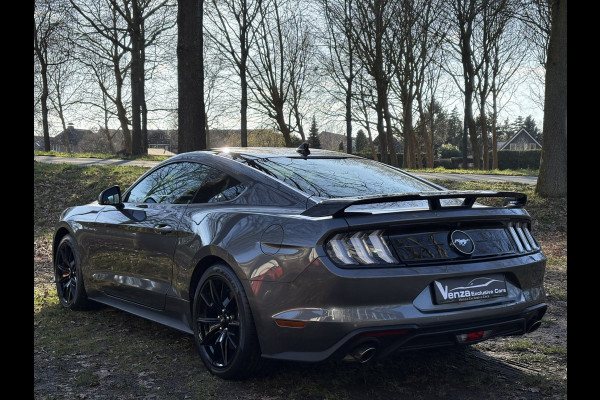 Ford Mustang Fastback 2.3 EcoBoost Premium Performance