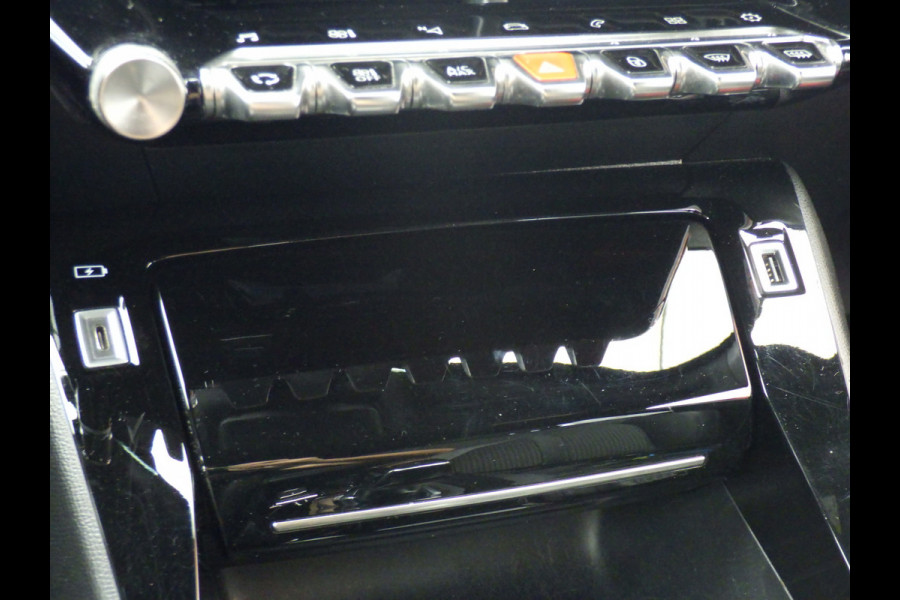 Peugeot 2008 1.2 PureTech GT Automaat, Cruise, Camera, Navi, Compleet!