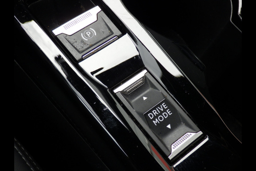 Peugeot 2008 1.2 PureTech GT Automaat, Cruise, Camera, Navi, Compleet!