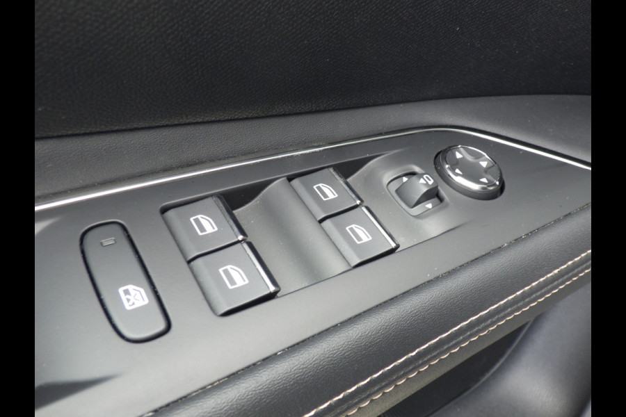 Peugeot 3008 1.2 GT Automaat, Cruise, Camera, LED, NAVI, NL/NAP!