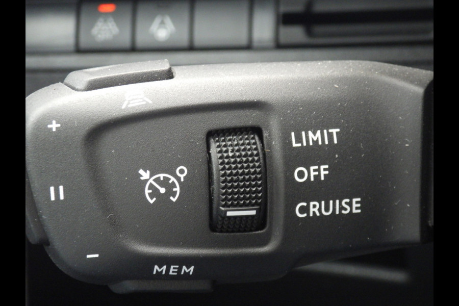 Peugeot 3008 1.2 GT Automaat, Cruise, Camera, LED, NAVI, NL/NAP!