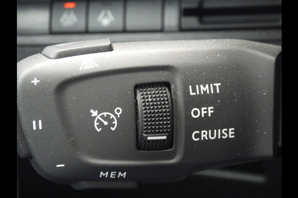 Peugeot 3008 1.2 GT Automaat, Cruise, Camera, LED, NAVI, NL/NAP!