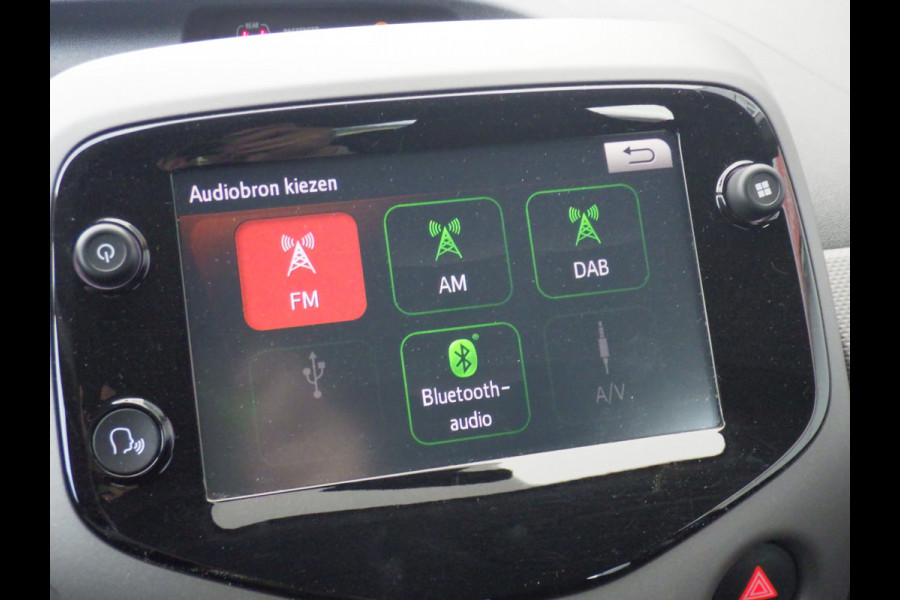 Peugeot 108 1.0 e-VTi, Camera, Cruise, Trekhaak, NL/NAP!